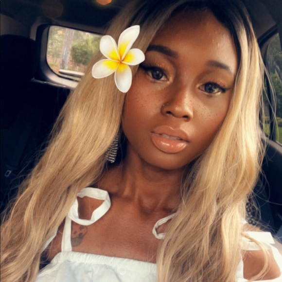 Meet your Posher, Shardae - Picture 1 of 1